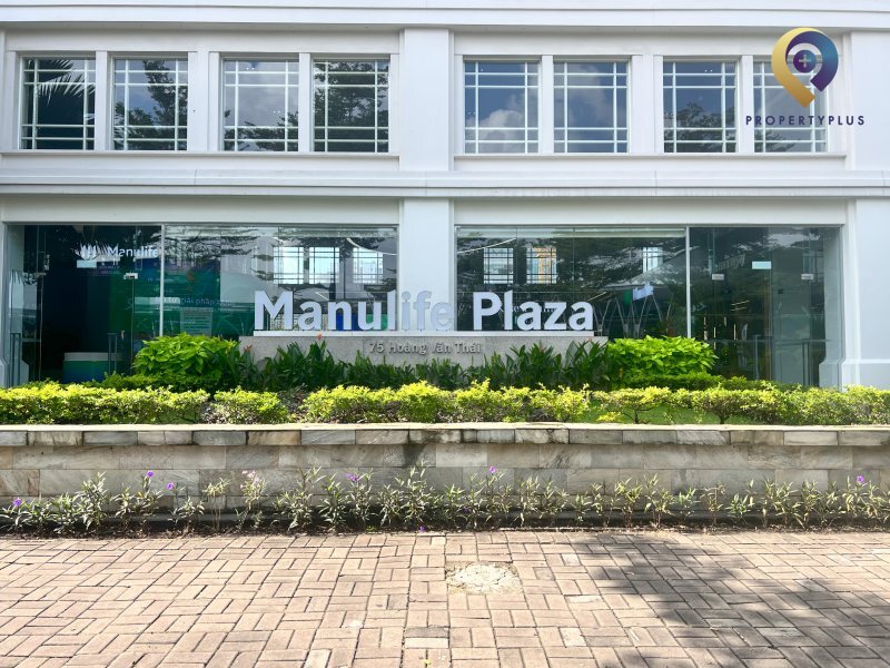 Manulife Plaza